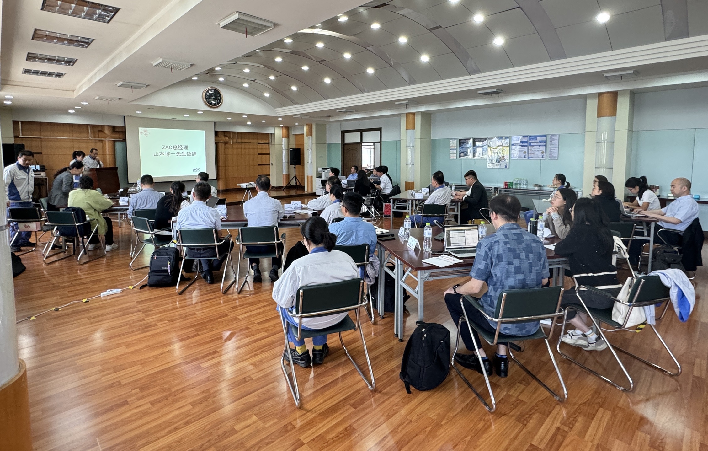 01-1.物流會議會場.jpg